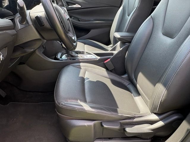 Used 2024 Buick Encore GX Sport Touring FWD image 12