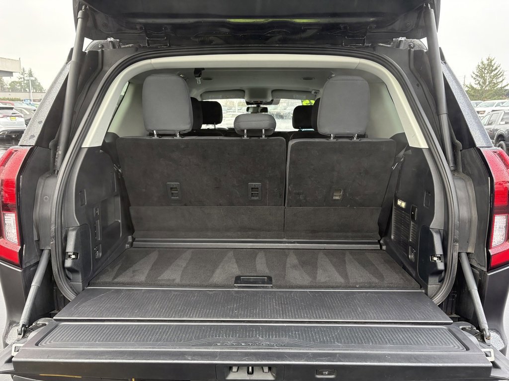 Certified 2025 Ford Expedition Active image 11
