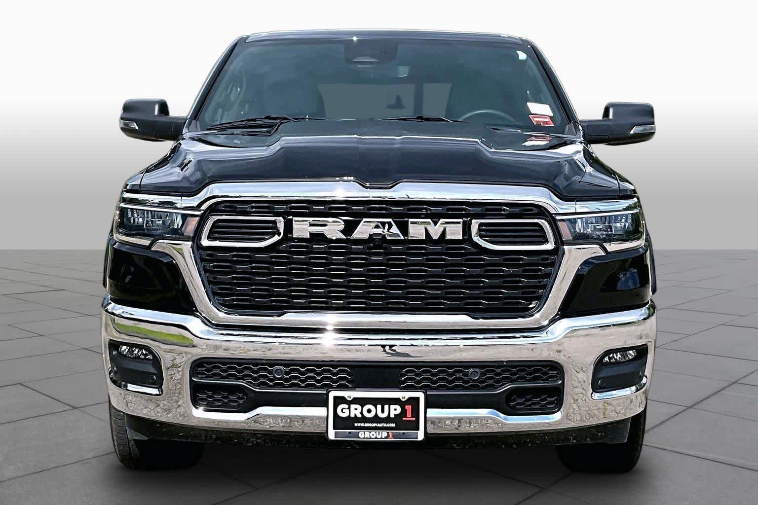 Used 2025 RAM 1500 Big Horn AWD/4WD image 4