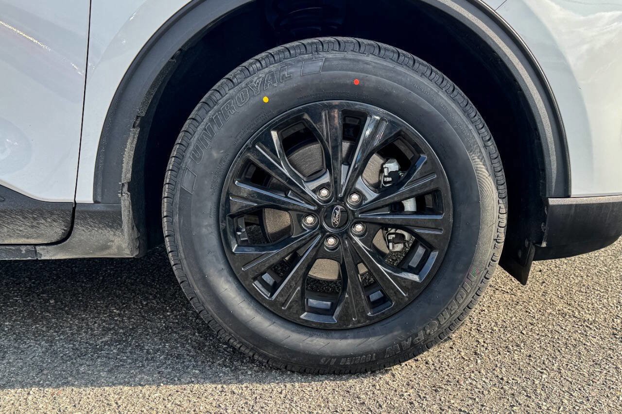 Certified 2023 Ford Escape Active AWD/4WD image 9