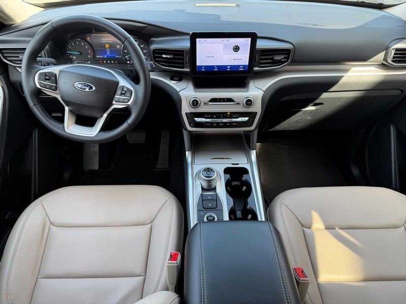 Certified 2023 Ford Explorer XLT w/ Equipment Group 202A image 11