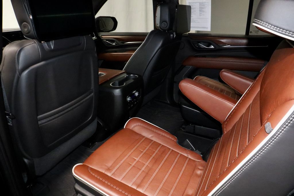 Used 2023 GMC Yukon Denali Ultimate AWD/4WD image 22