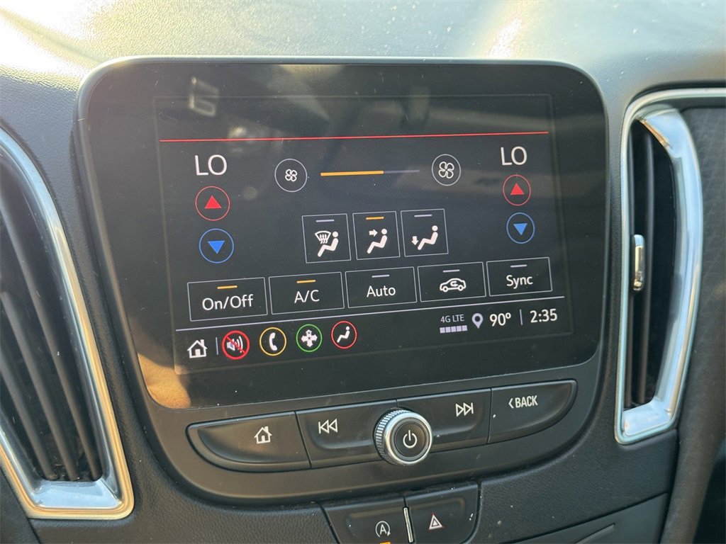 Used 2021 Chevrolet Malibu LT image 12