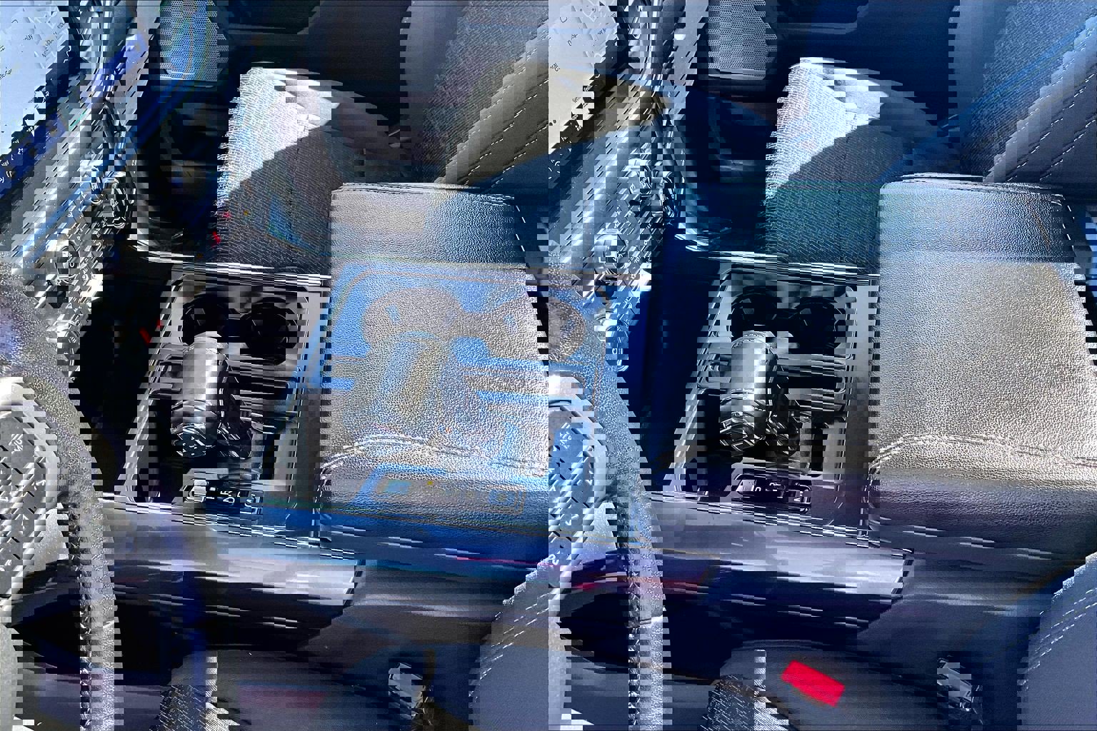 Certified 2022 Ford F150 XLT w/ Equipment Group 302A High image 15