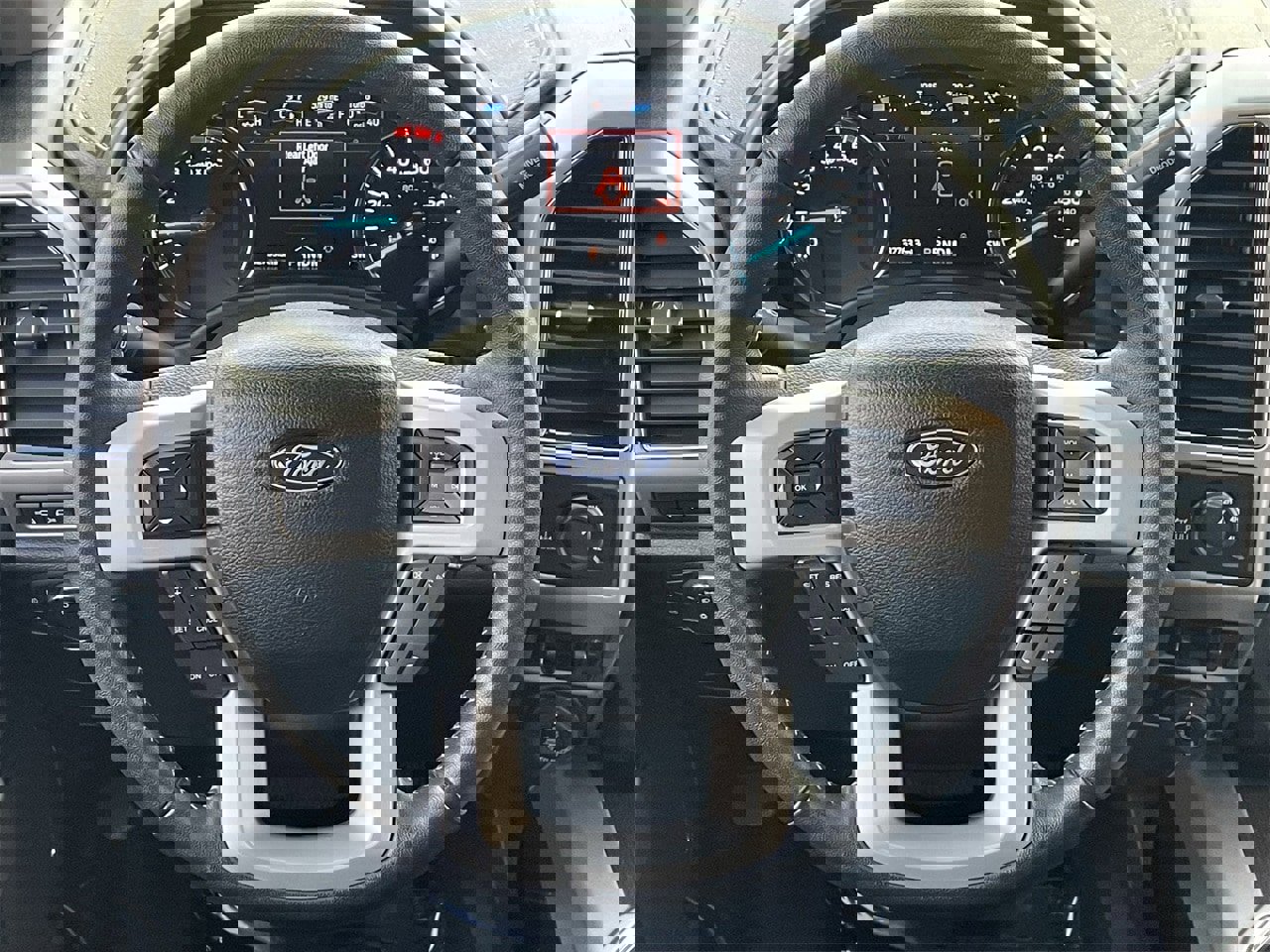 Certified 2021 Ford F250 Lariat w/ Lariat Ultimate Package image 18