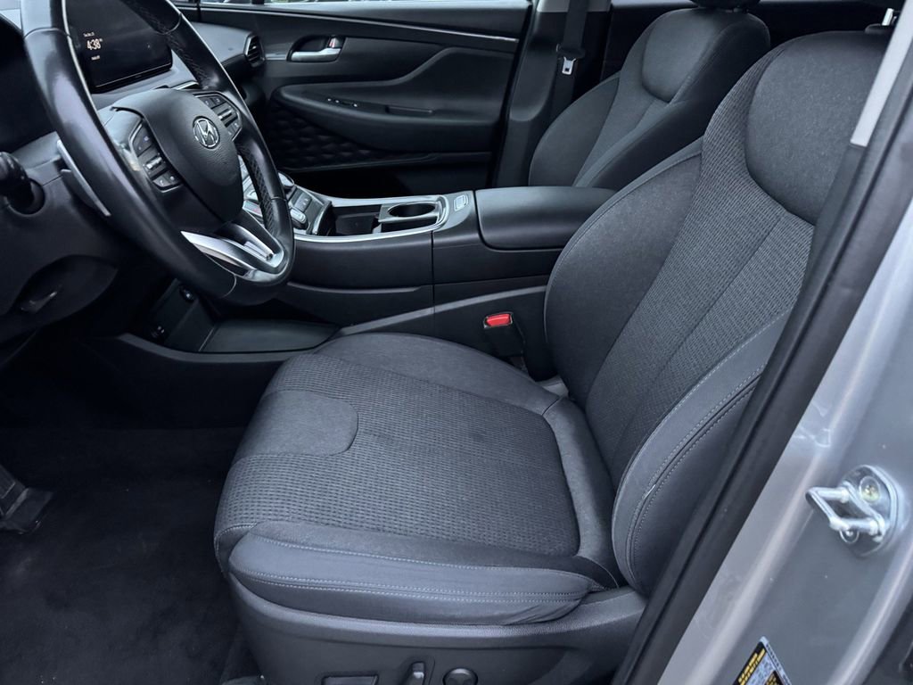 Used 2023 Hyundai Santa Fe SEL image 9