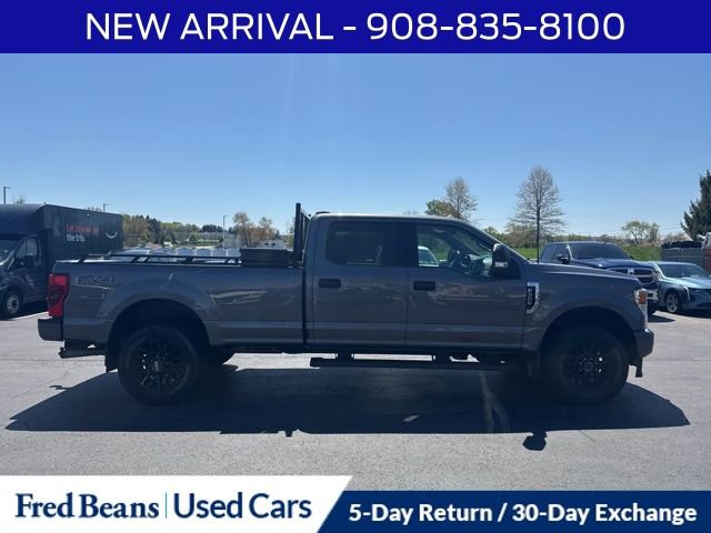 Certified 2022 Ford F350 XLT w/ Black Appearance Package AWD/4WD image 6