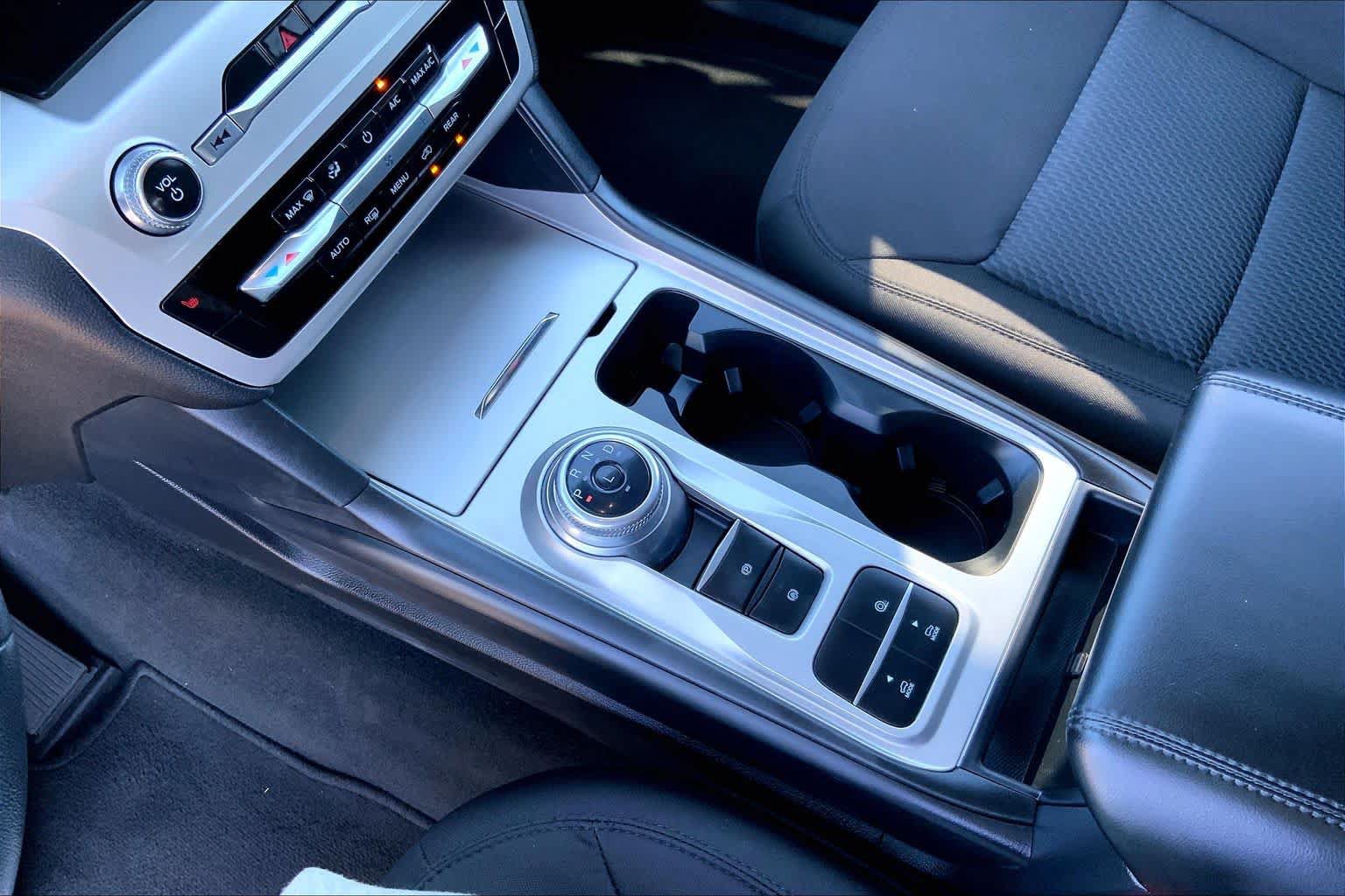Certified 2022 Ford Explorer XLT RWD image 15