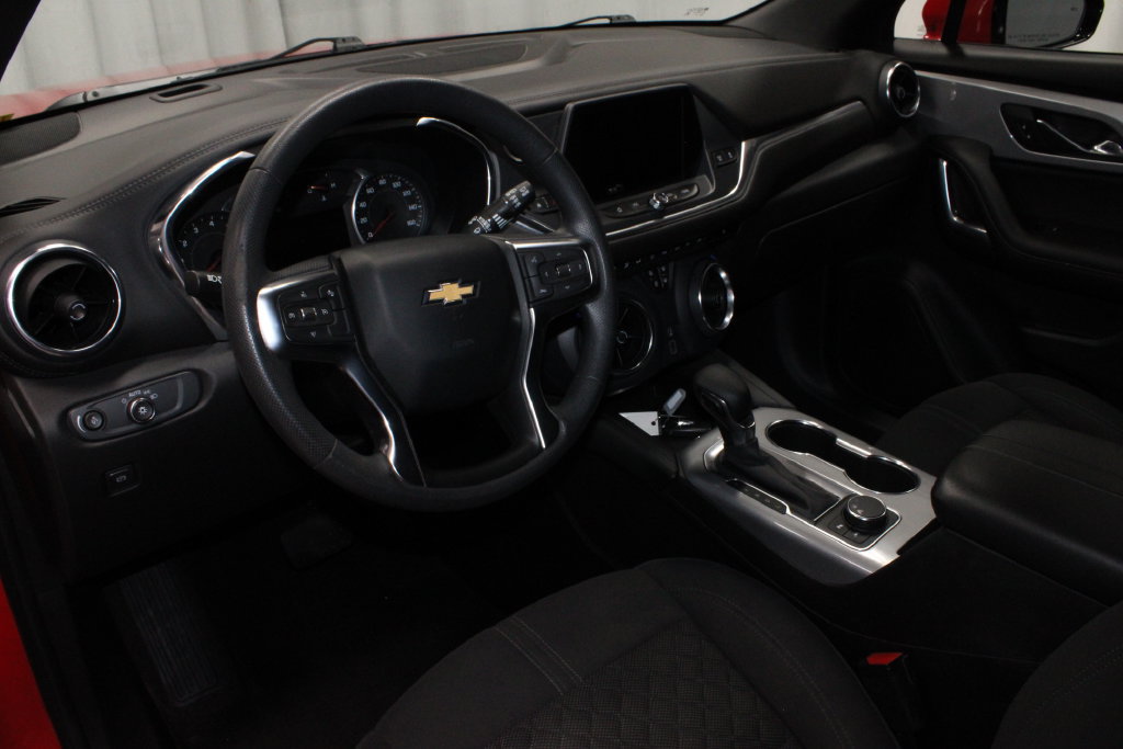 Used 2021 Chevrolet Blazer LT FWD image 24