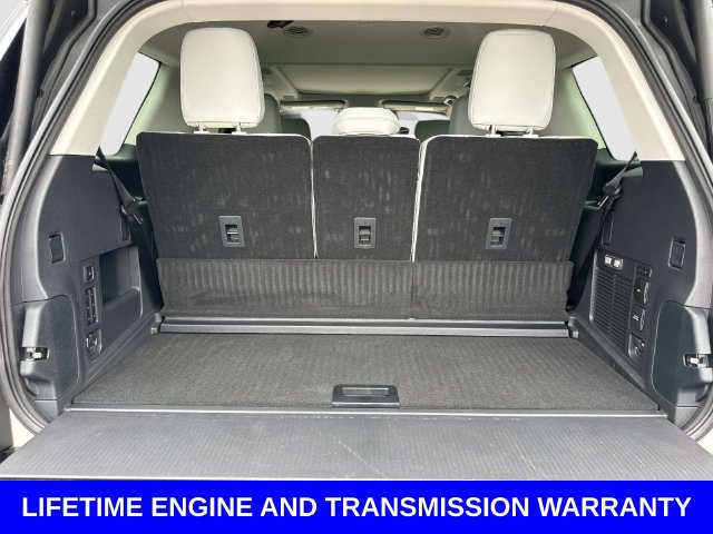 Certified 2025 Ford Expedition Platinum w/ Driver's Package AWD/4WD image 12