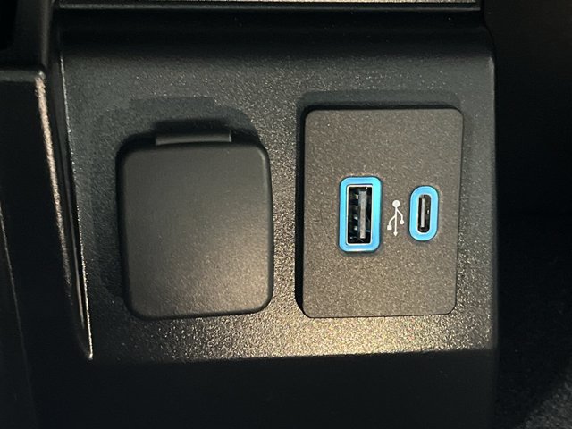 Certified 2023 Ford Explorer XLT w/ Equipment Group 202A AWD/4WD image 25