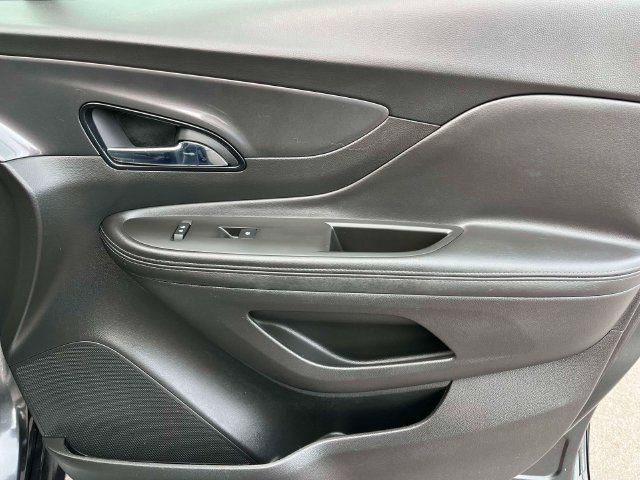 Used 2018 Buick Encore Preferred FWD image 22