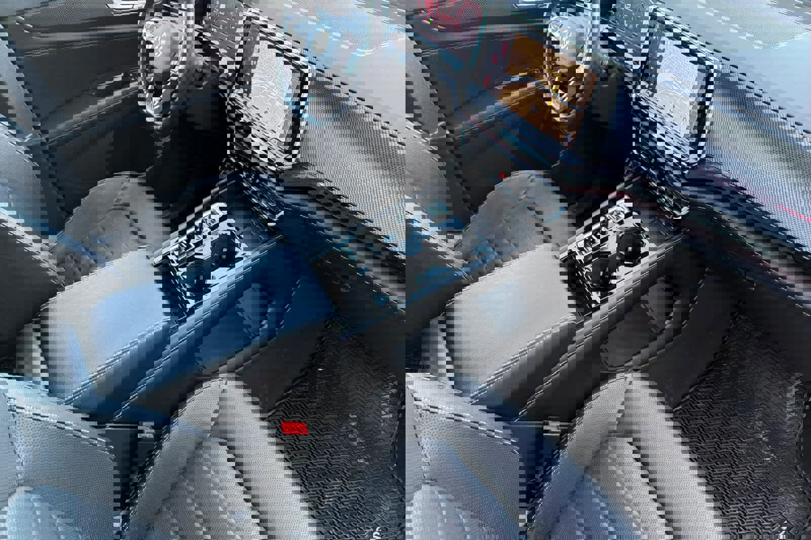 Used 2024 Volkswagen Atlas Cross Sport SEL R-Line image 16