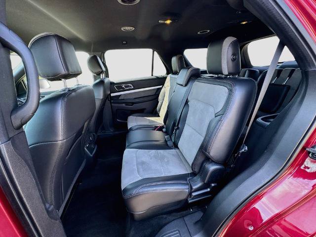 Certified 2017 Ford Explorer XLT w/ Equipment Group 202A AWD/4WD image 19