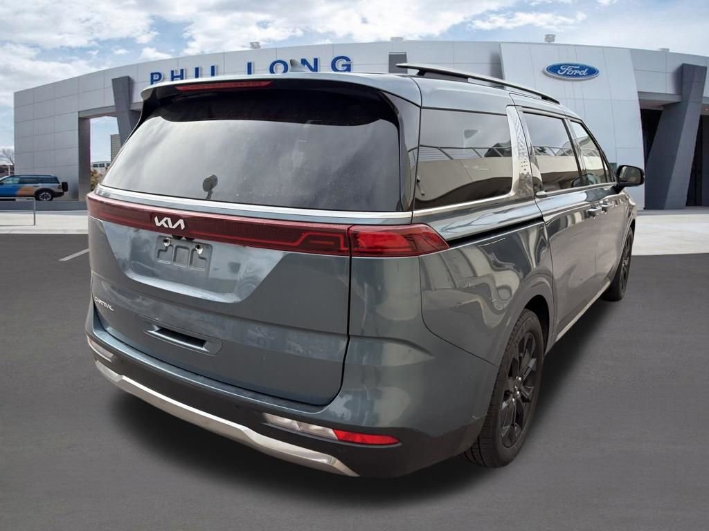 Used 2023 Kia Carnival SX Prestige image 7