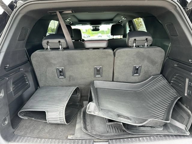 Used 2024 Chevrolet Traverse RS w/ LPO, Floor Liner Package AWD/4WD image 30