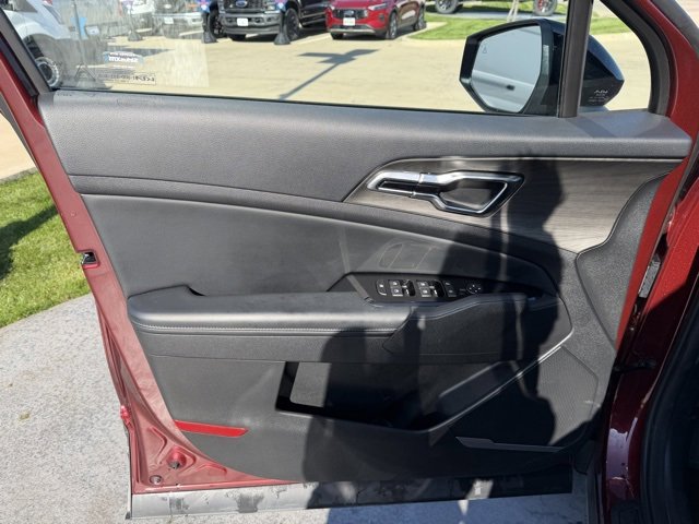 Used 2023 Kia Sportage X-Line image 8