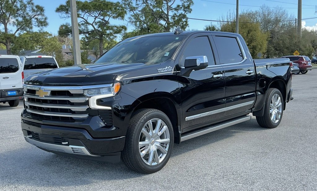 Used 2024 Chevrolet Silverado 1500 High Country image 1