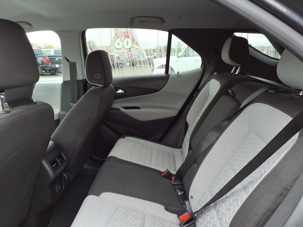 Used 2023 Chevrolet Equinox LT w/ Driver Convenience Package image 13