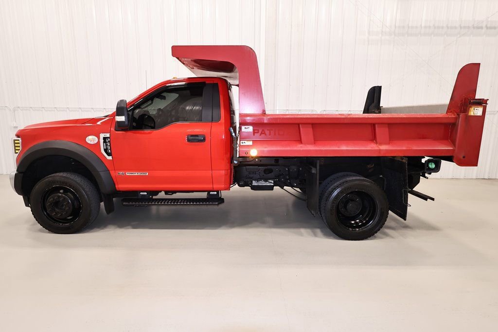 Certified 2017 Ford F550 XL image 3