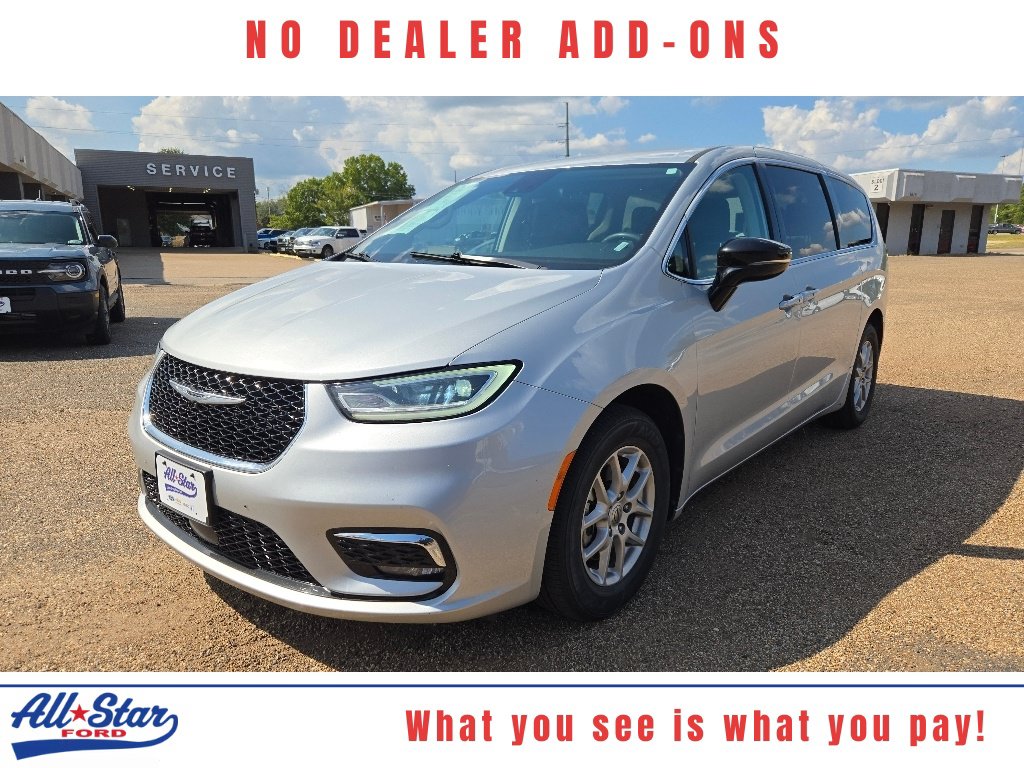 Used 2024 Chrysler Pacifica Touring-L FWD image 1