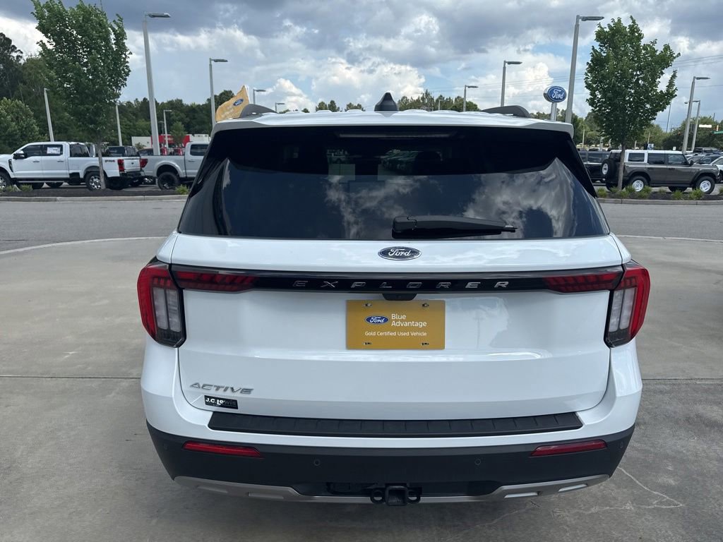 Certified 2026 Ford Explorer Active w/ Active Comfort Package RWD image 5