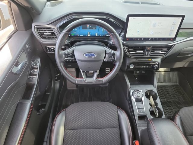 Certified 2024 Ford Escape ST-Line Select w/ Tech Pack #2 image 7