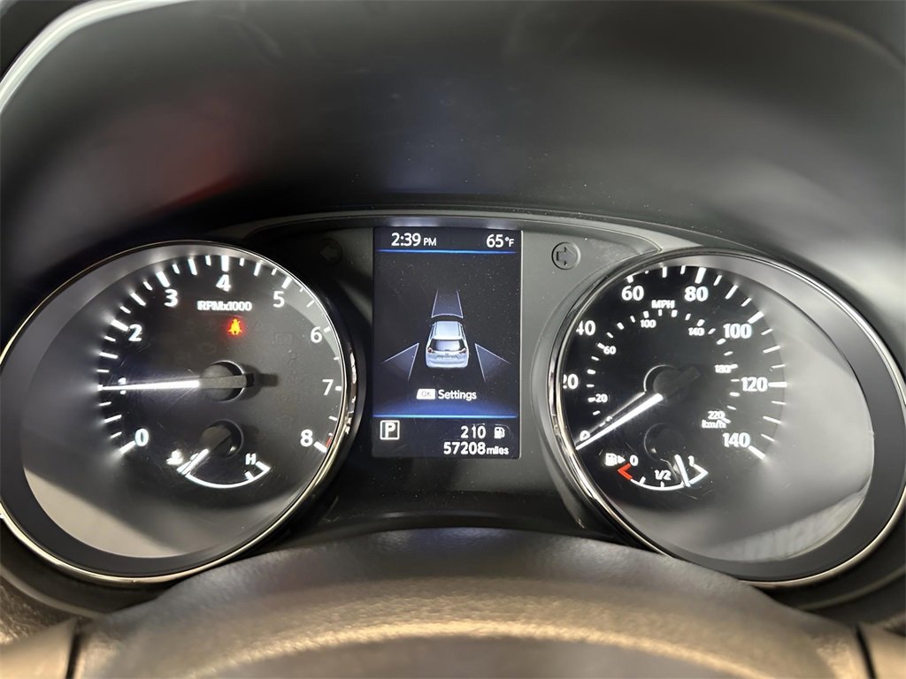 Used 2019 Nissan Rogue SV image 15