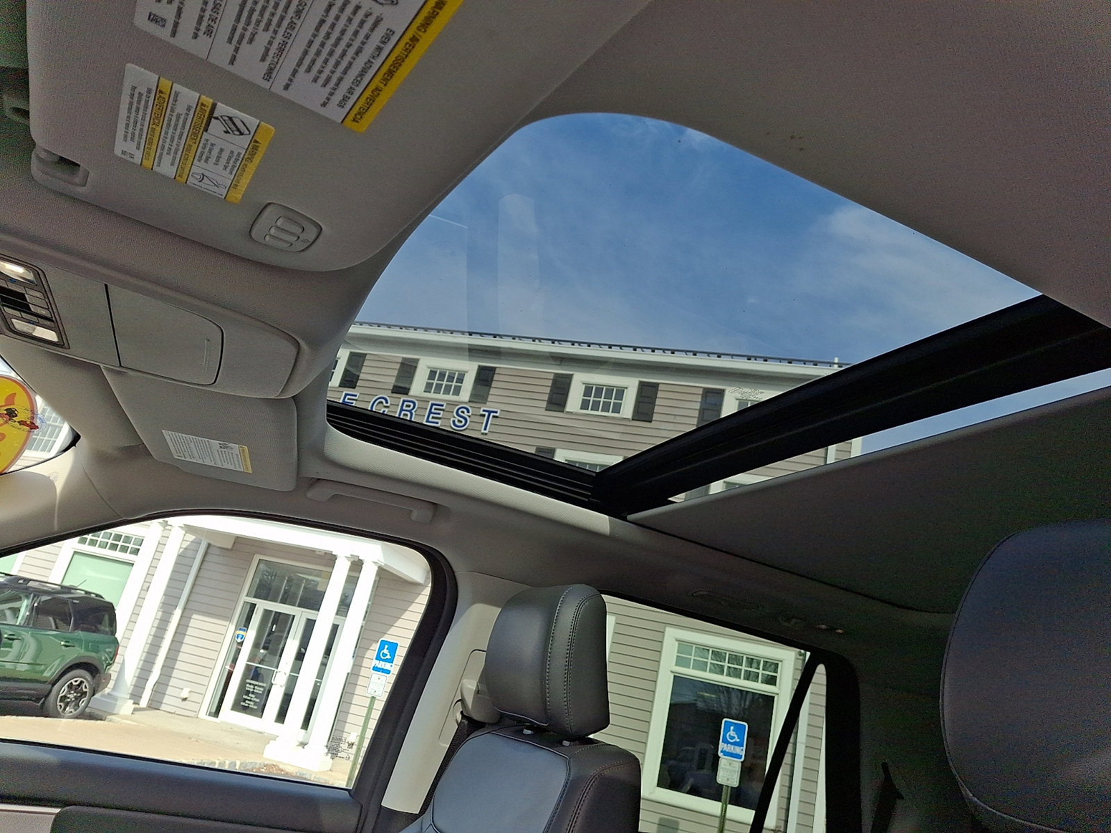 Certified 2025 Ford Expedition Active image 16