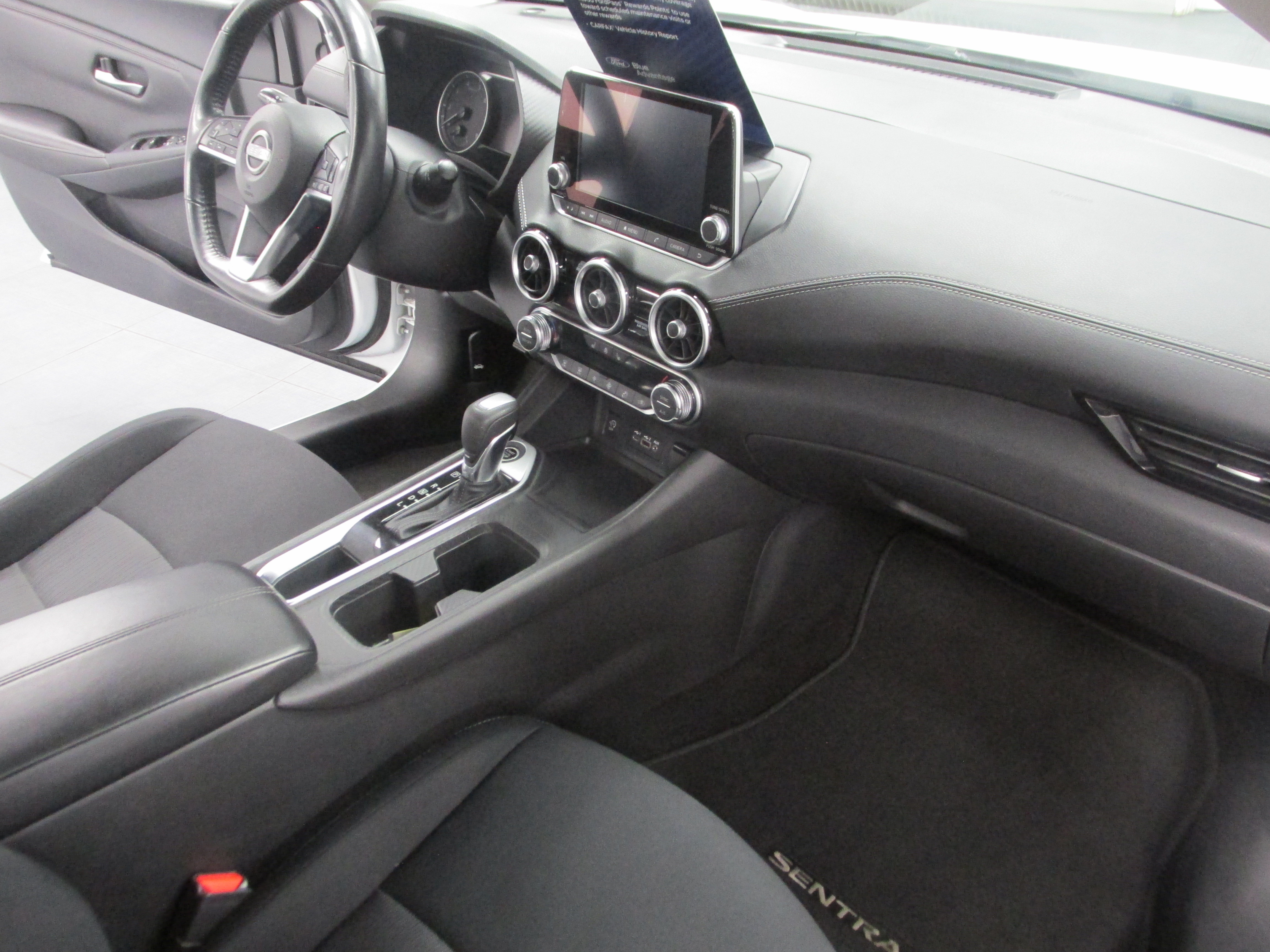 Used 2024 Nissan Sentra SV w/ All-Weather Package FWD image 25