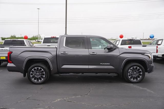 Used 2024 Toyota Tundra Limited w/ Power Package AWD/4WD image 3