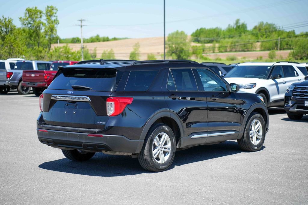 Certified 2023 Ford Explorer XLT AWD/4WD image 5