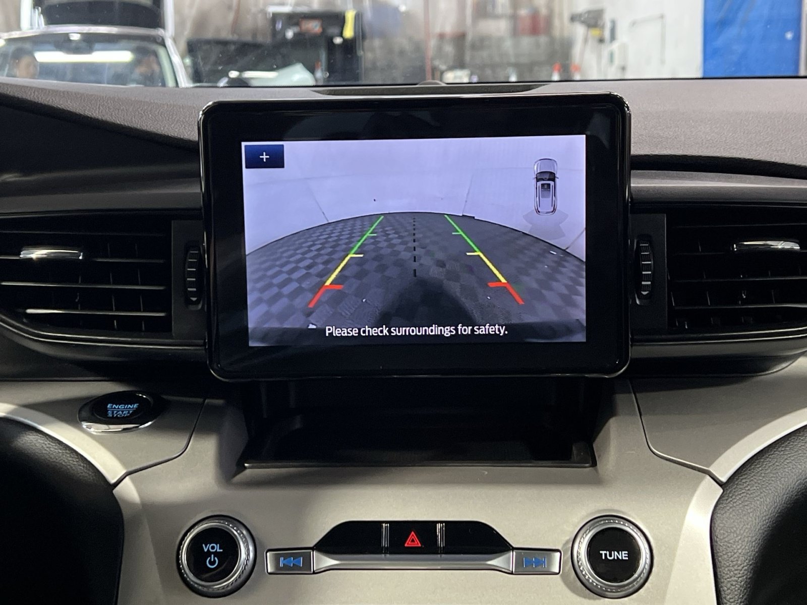 Certified 2022 Ford Explorer XLT AWD/4WD image 19