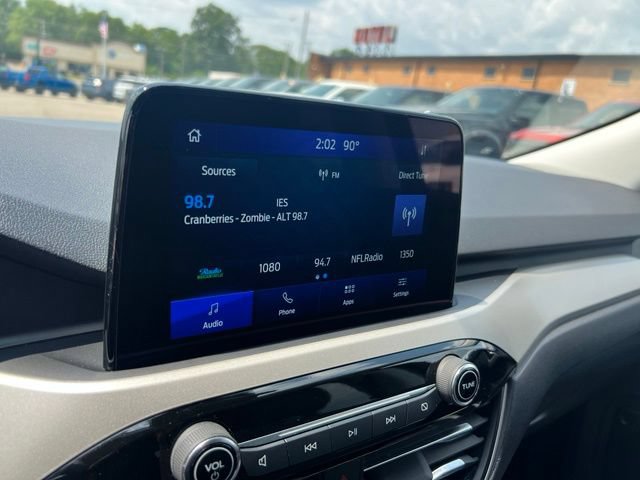 Certified 2021 Ford Escape SE w/ Cold Weather Package AWD/4WD image 12