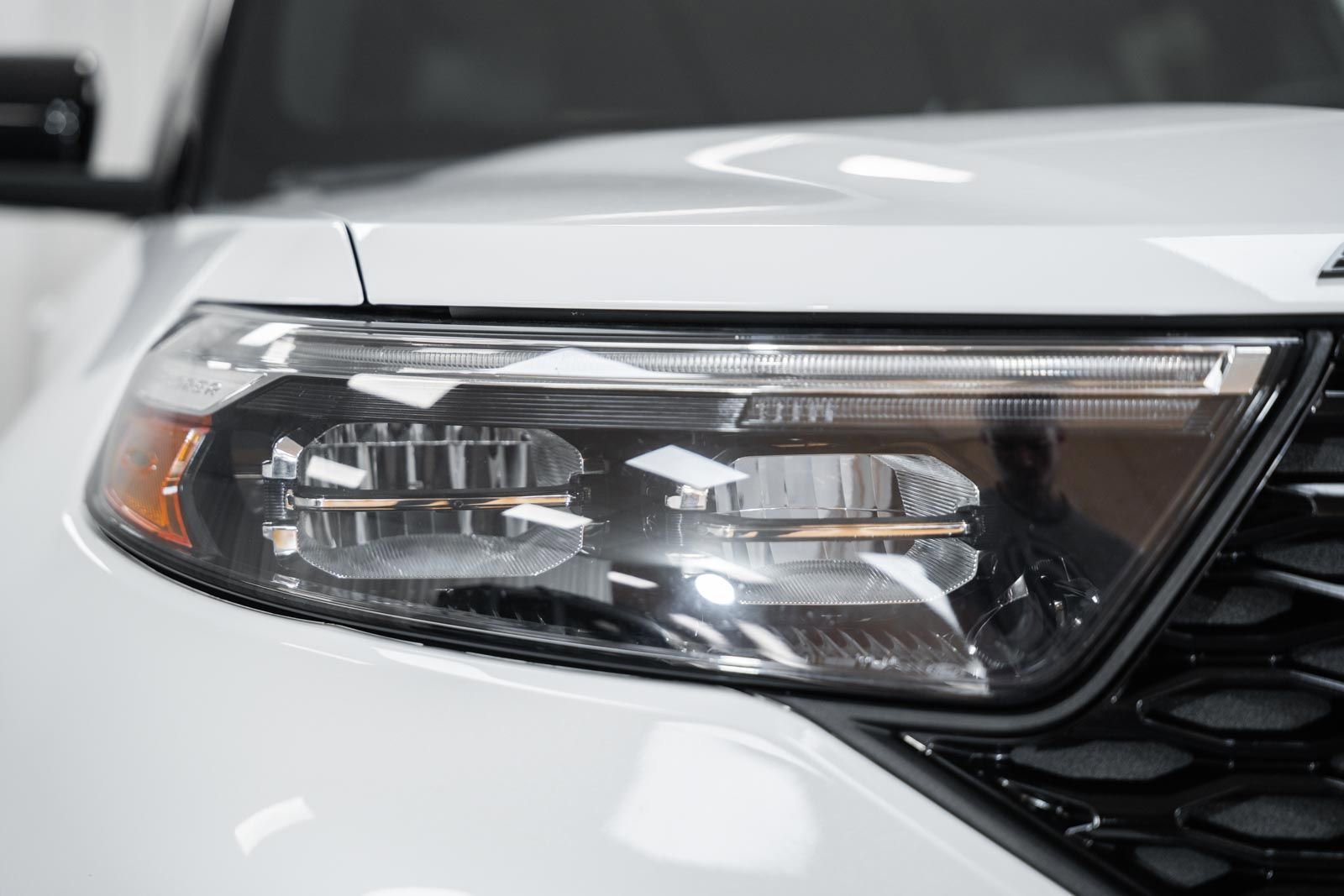 Certified 2024 Ford Explorer ST w/ Equipment Group 401A image 9