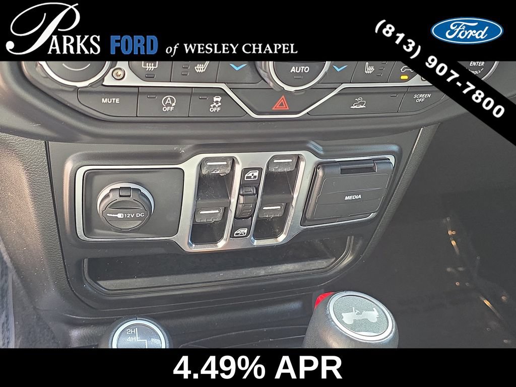 Used 2021 Jeep Wrangler Unlimited Sahara AWD/4WD image 24