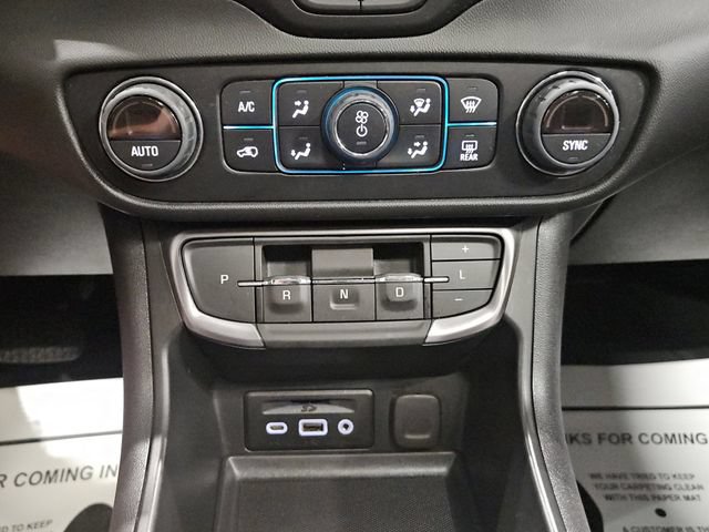 Used 2023 GMC Terrain AT4 w/ Tech Package AWD/4WD image 30