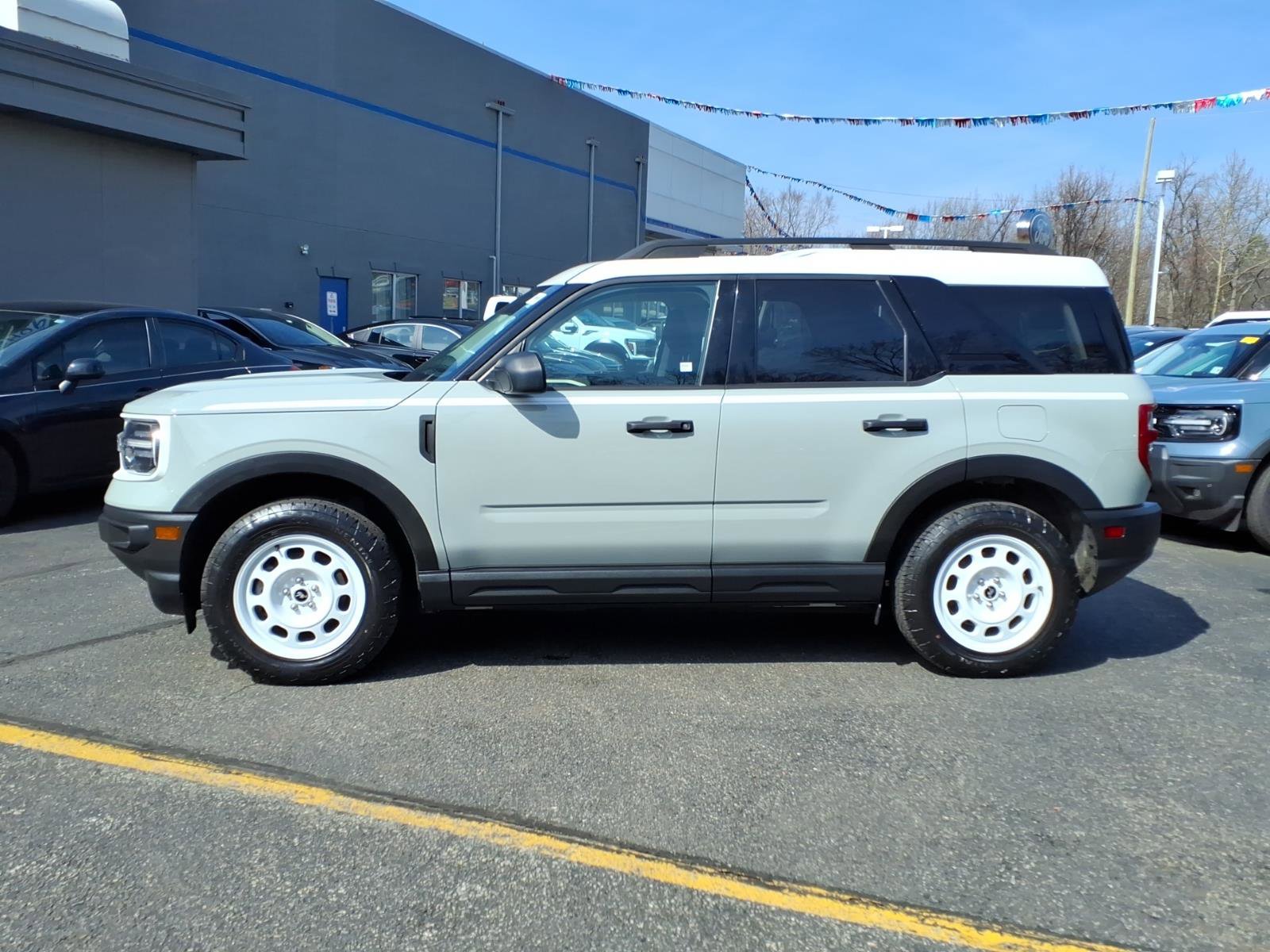 Certified 2023 Ford Bronco Sport Heritage w/ Heritage Convenience Package AWD/4WD image 5