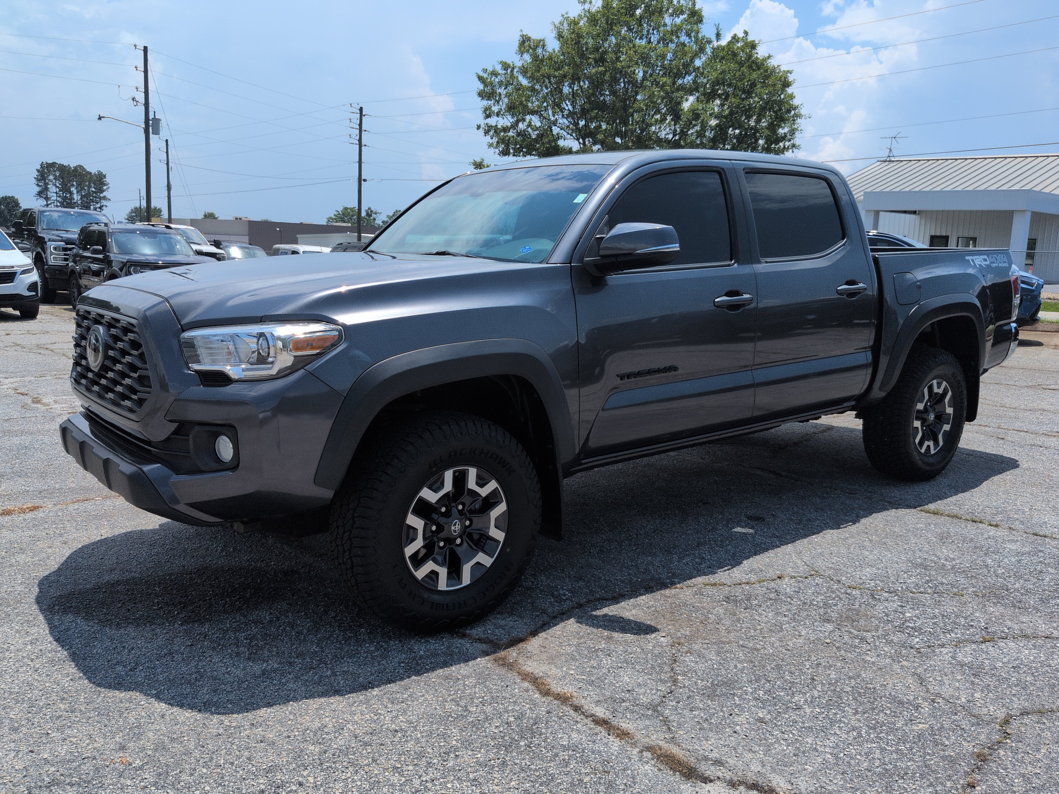 Used 2020 Toyota Tacoma TRD Off-Road AWD/4WD image 6