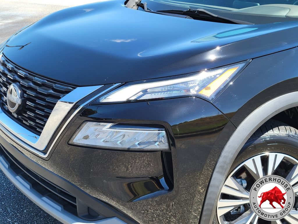 Used 2023 Nissan Rogue SV FWD image 11