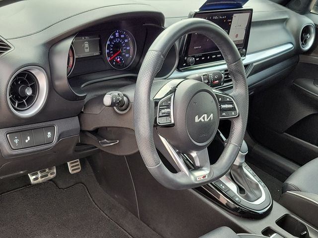 Used 2023 Kia Forte GT-Line w/ GT-Line Premium Package FWD image 8
