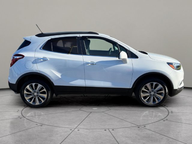 Used 2020 Buick Encore Preferred AWD/4WD image 12