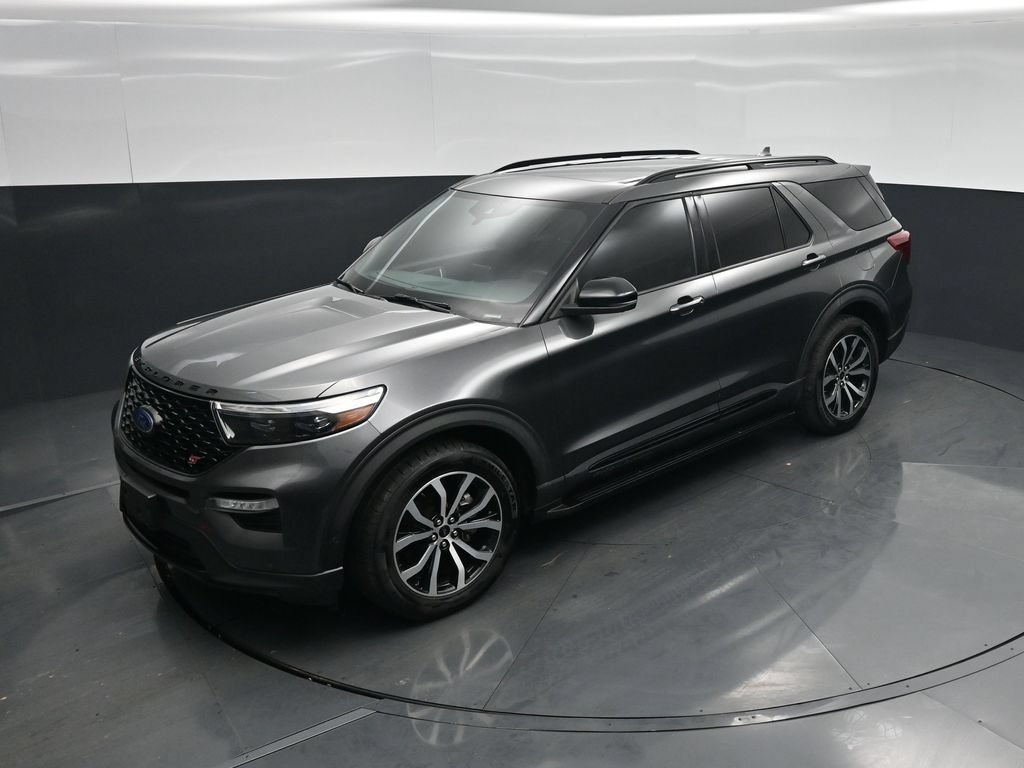 Certified 2020 Ford Explorer ST w/ Premium Technology Package AWD/4WD image 39