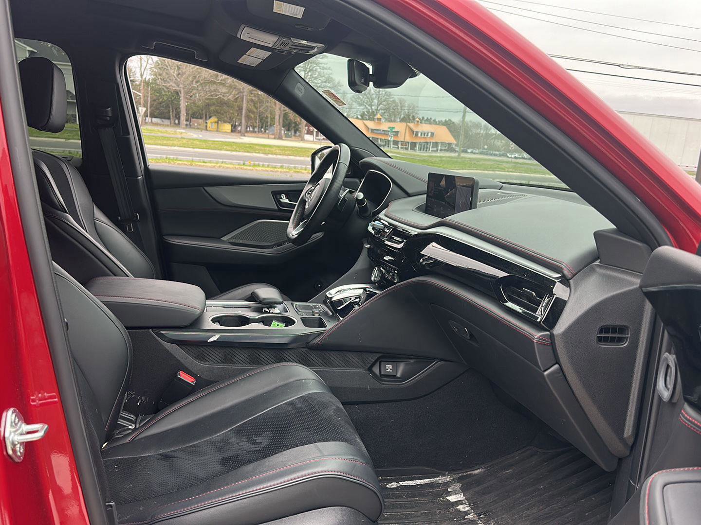 Used 2024 Acura MDX A-Spec image 18