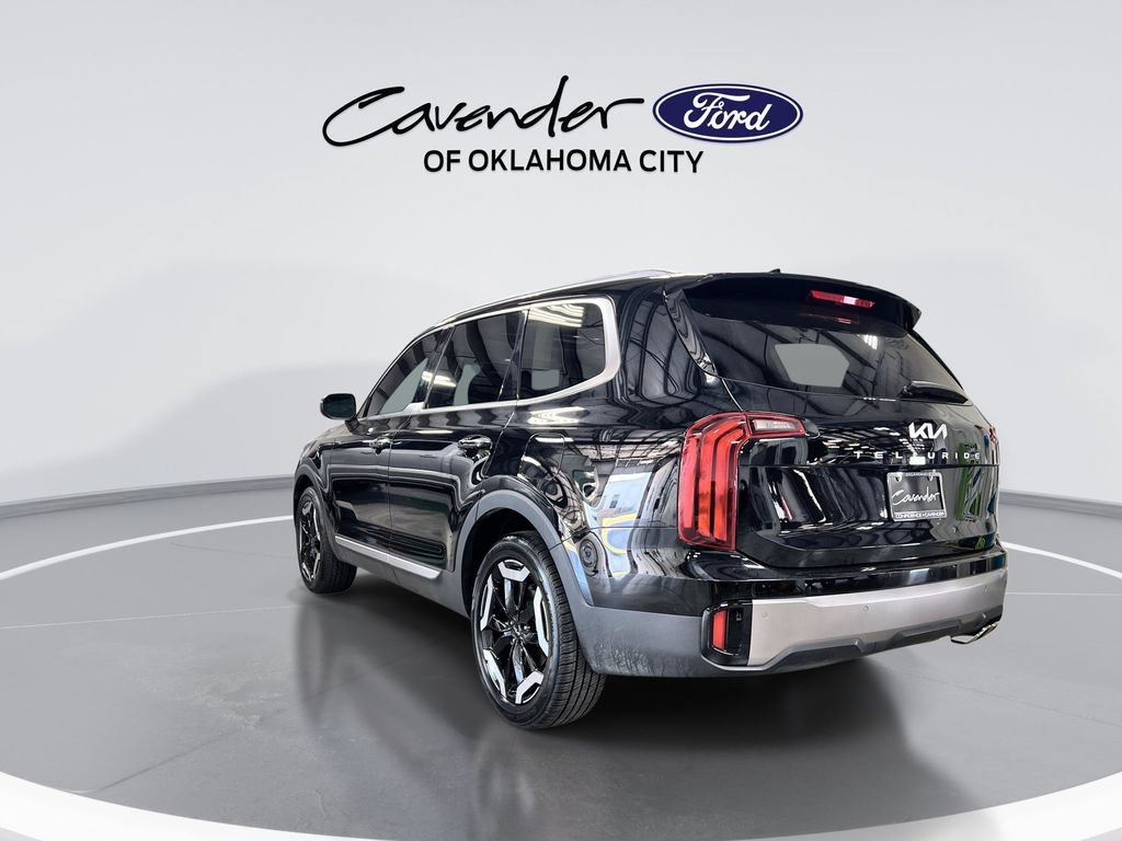Used 2025 Kia Telluride S FWD image 6