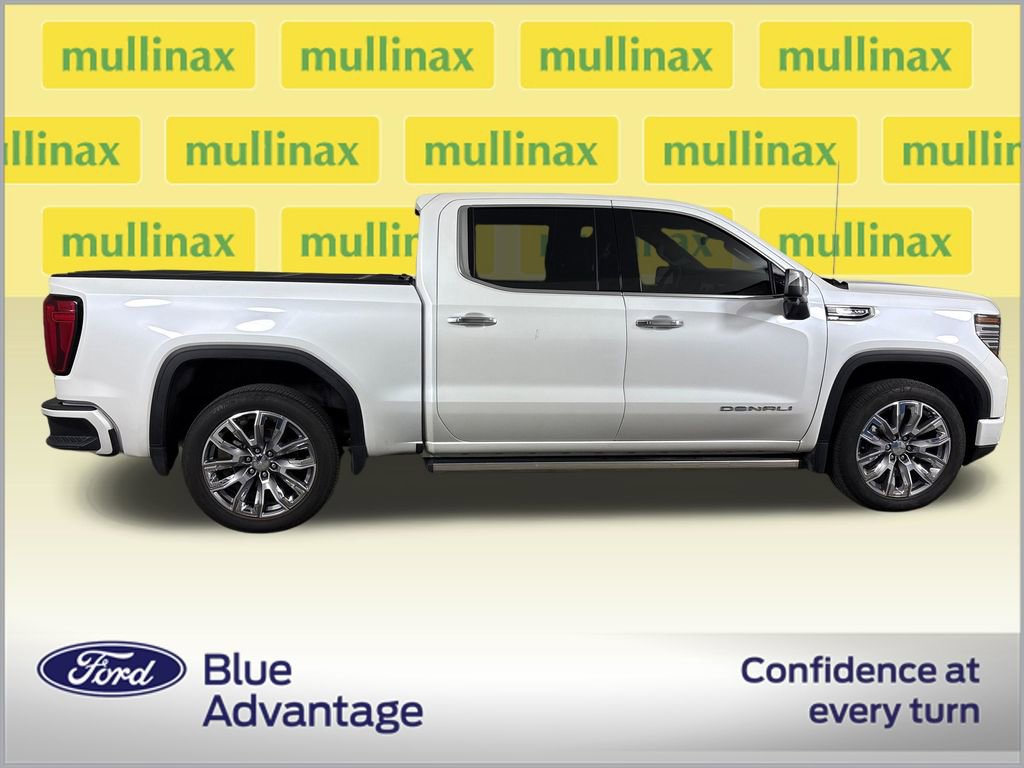 Used 2023 GMC Sierra 1500 Denali w/ Denali Reserve Package AWD/4WD image 2