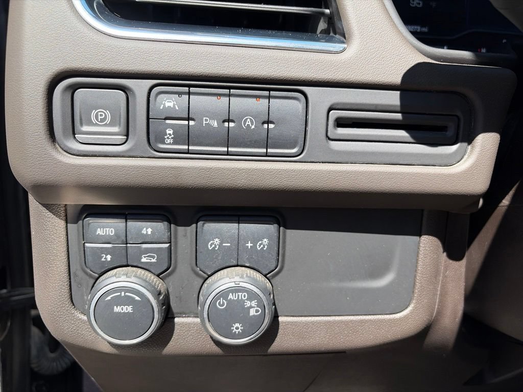 Used 2023 Chevrolet Tahoe LT AWD/4WD image 27