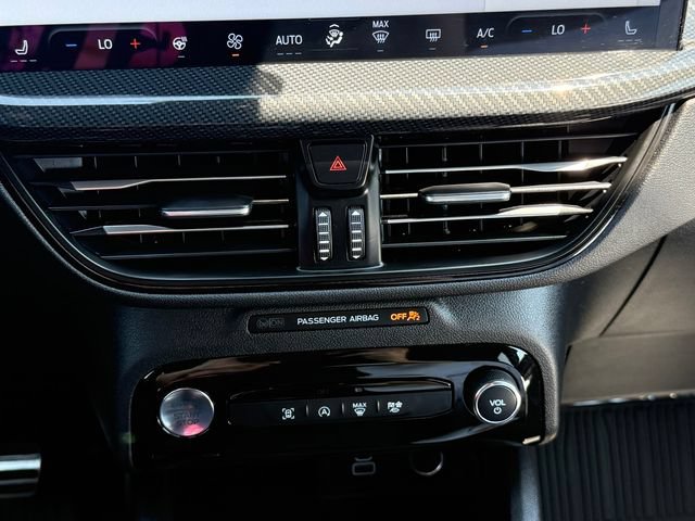 Certified 2024 Ford Escape ST-Line w/ Tech Pack #1 AWD/4WD image 12