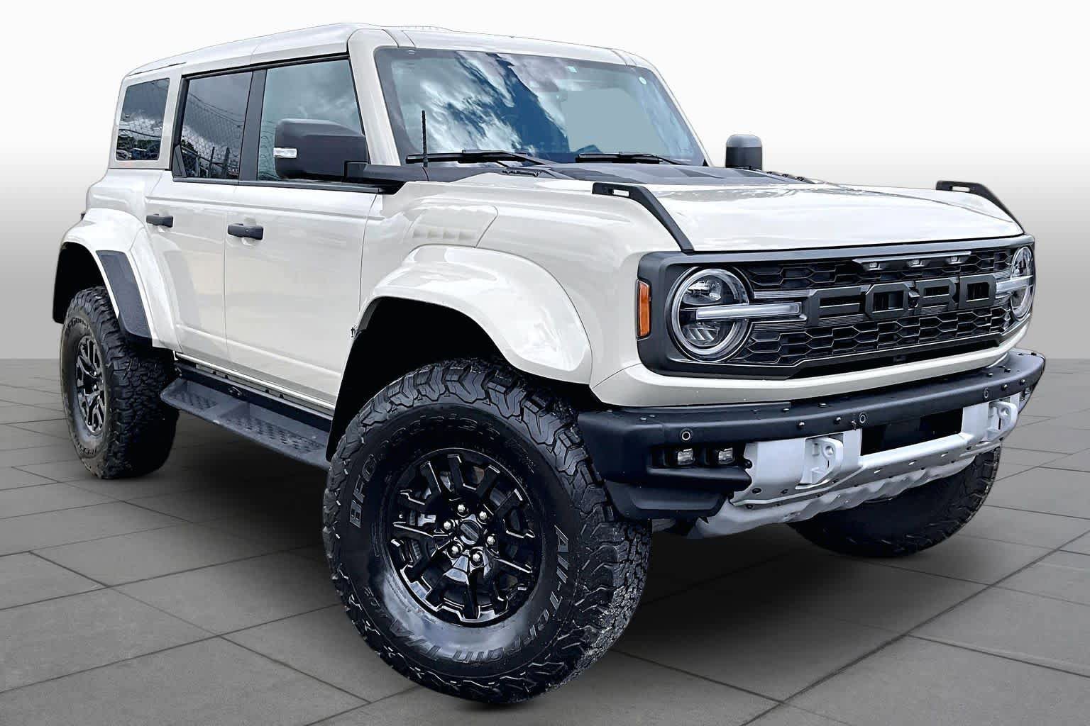 Certified 2025 Ford Bronco Raptor AWD/4WD image 3