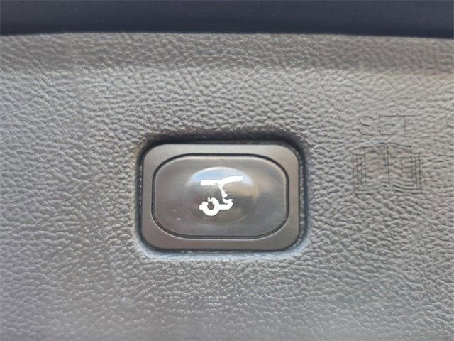 Certified 2024 Ford Edge SEL w/ Convenience Package image 36